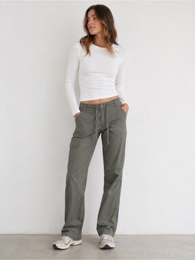 REI Petite Olive Green Cargo Pants
